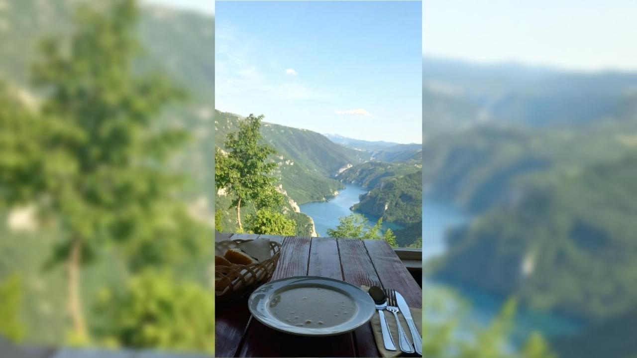 Rural Resort Tron ปลูชิเน ภายนอก รูปภาพ
