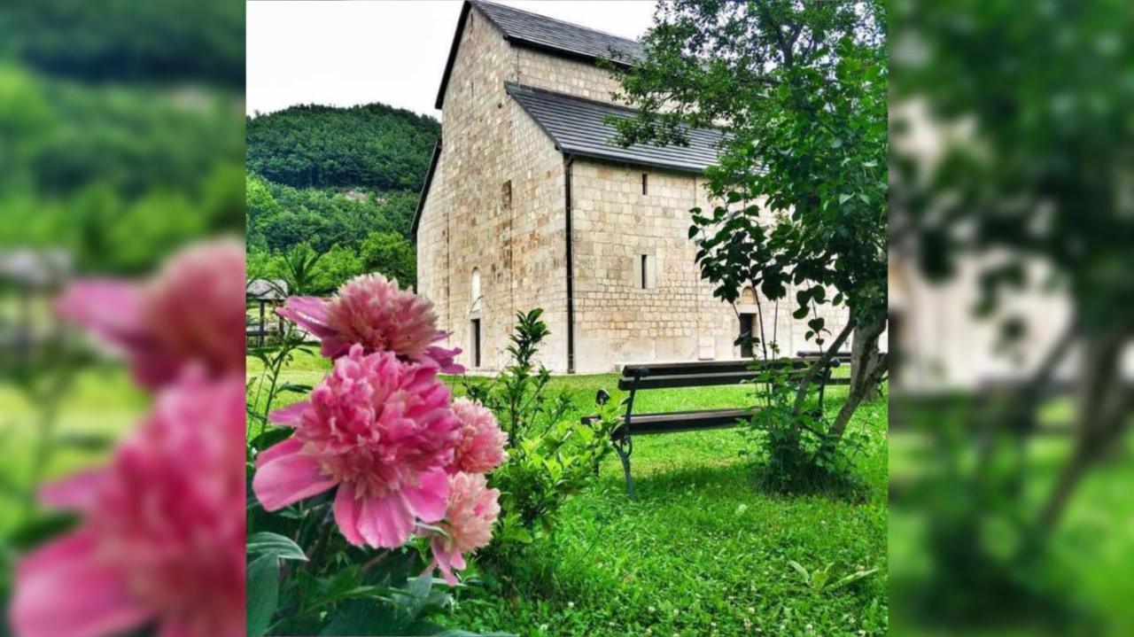 Rural Resort Tron ปลูชิเน ภายนอก รูปภาพ